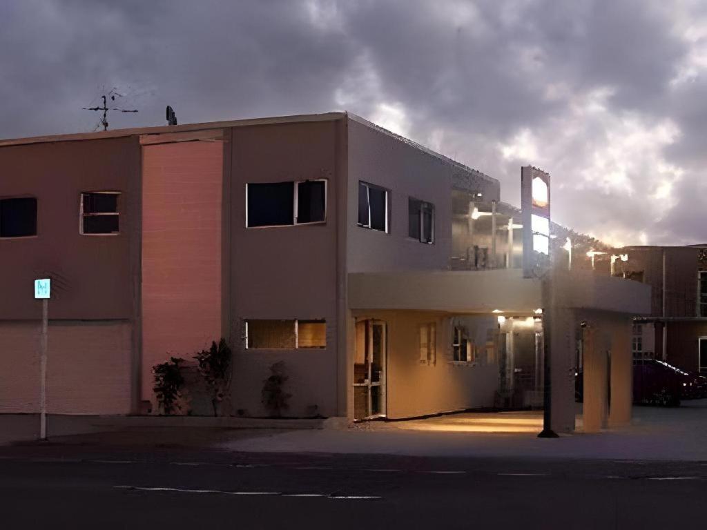 Hawera Central Motor Hospedaje Exterior foto