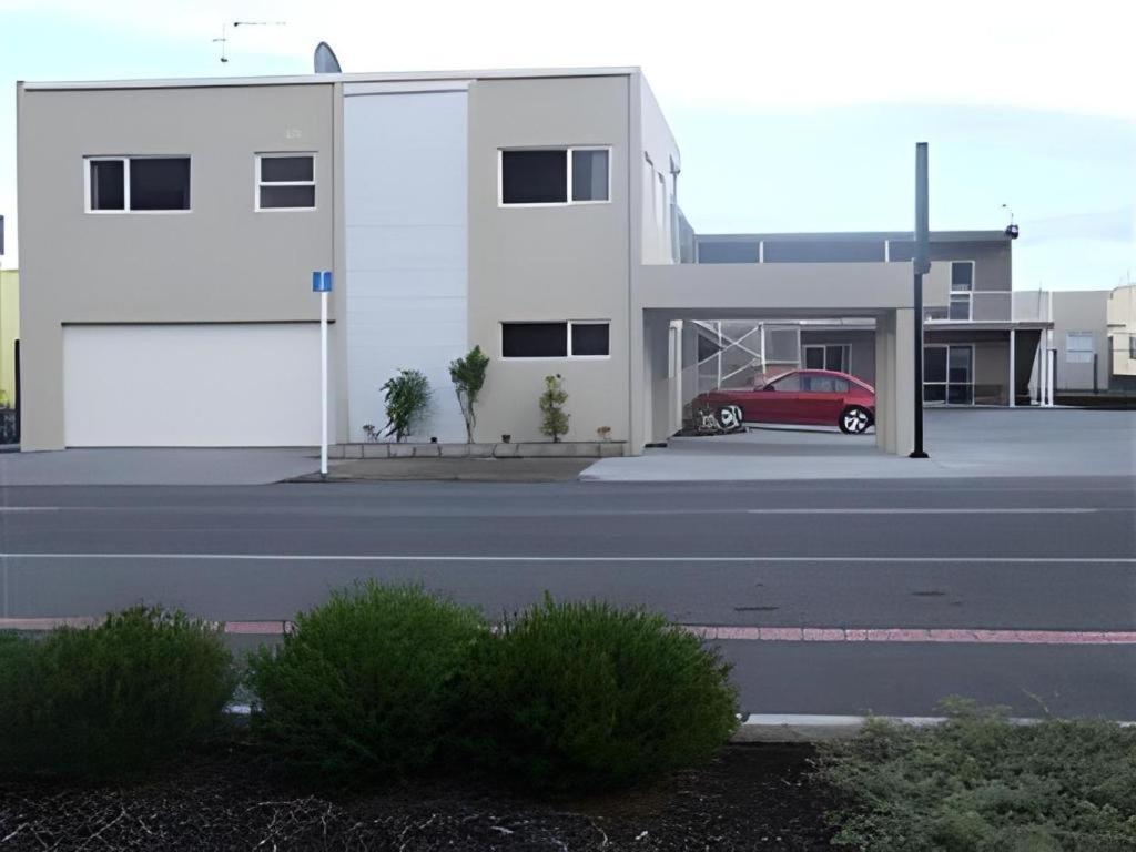 Hawera Central Motor Hospedaje Exterior foto