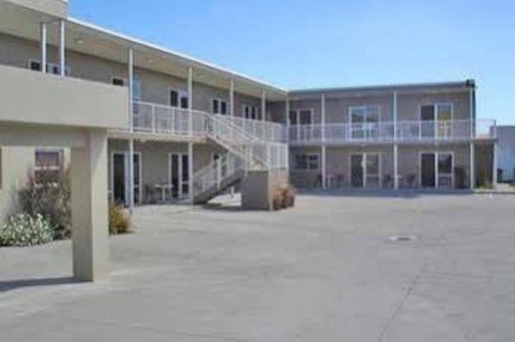Hawera Central Motor Hospedaje Exterior foto